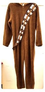 STAR WARS Chewbacca onesie with hood.